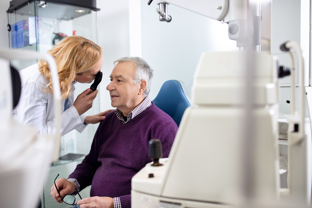 Ophthalmologist