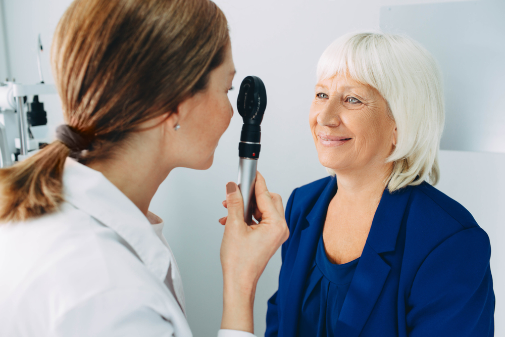 Ophthalmologist
