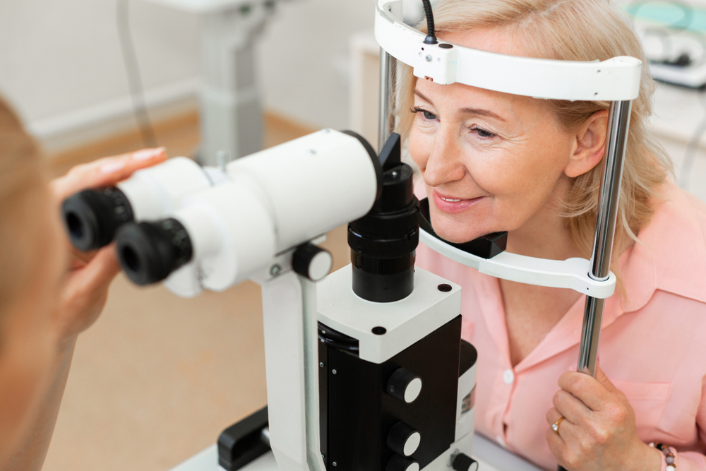 Ophthalmologist