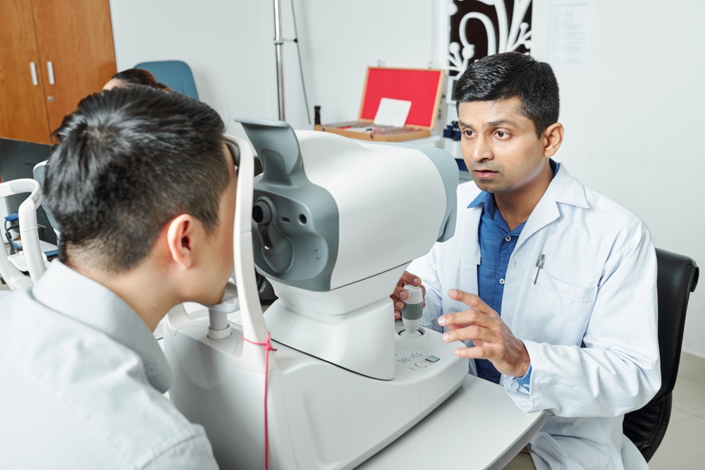 LASIK Eye Surgery & Treatments for Hyperopia 