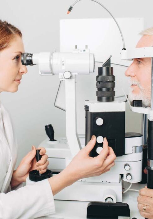 LASIK-Eye-Doctor-Specialty-Eye-Photo Eye Doctor